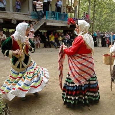 رقص قاسم‌آبادی | جاذبه گردشگری قاسم‌آباد ایران